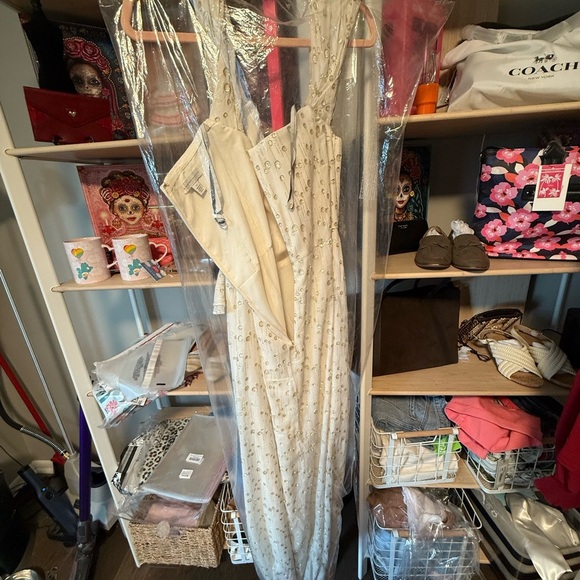 Monique Lhuillier Cream & Gold Dress | Size 14 | GUC - Picture 7 of 10